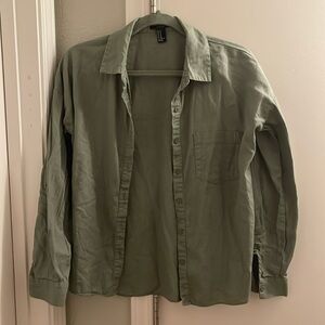 FOREVER 21 button down collared shirt